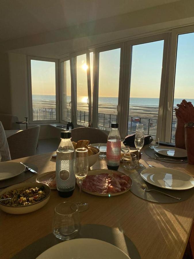 Zeedijk Oostduinkerke Frontaal Zeezicht - Volledig Gerenoveerd 2022! Apartment Екстериор снимка